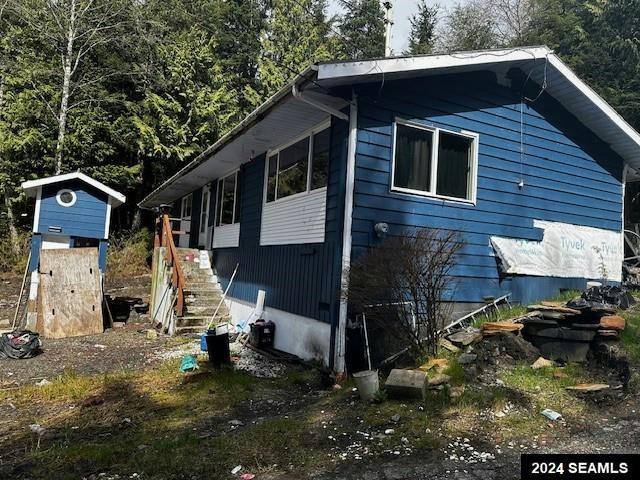 2475 WOLF ST, KETCHIKAN, AK 99901, photo 1 of 11